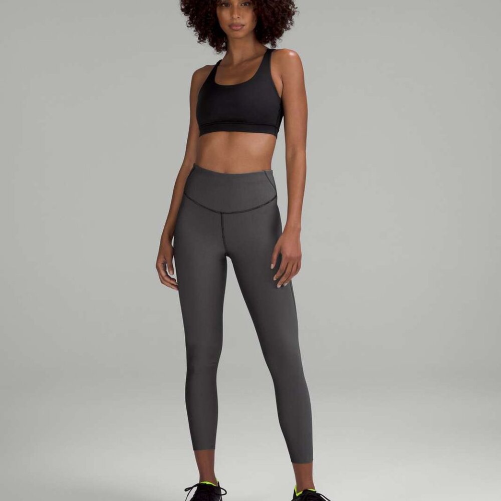 Lululemon NWT Base Pace HR Tight 25” in Two-Tone Ribbed